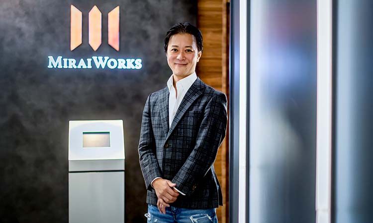 写真:岡本 祥治さん(株式会社みらいワークス 代表取締役社長)