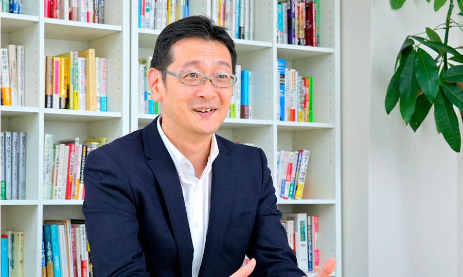 株式会社ホープス 代表取締役社長 坂井伸一郎さん 対談の様子