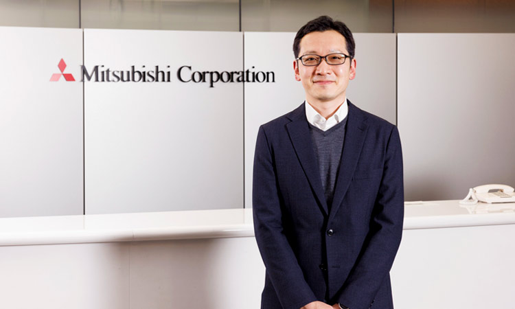 臼井 栄太さん（三菱商事株式会社 人事部 部長代行）インタビューの様子