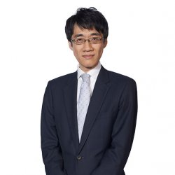 眞柴 亮